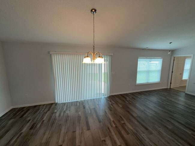 Building Photo - 15023 SE 93rd Ct