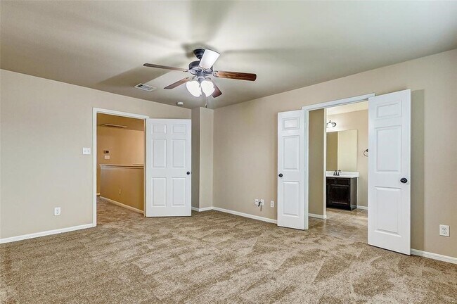 Building Photo - 6039 Shelbourne Park Ln
