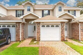 Building Photo - Move in ready Townhome in Fort Walton Beach close to Eglin AFB!