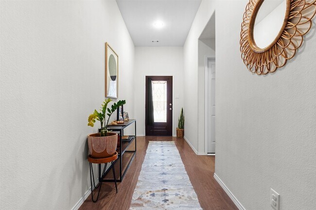 Building Photo - 1913 Kaiser Cove