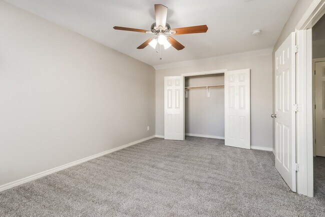 Building Photo - 10110 Berrybriar Ln