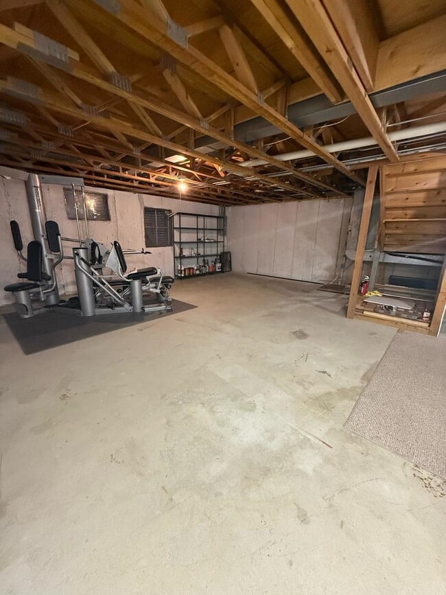 Building Photo - 203 Stafford Dr