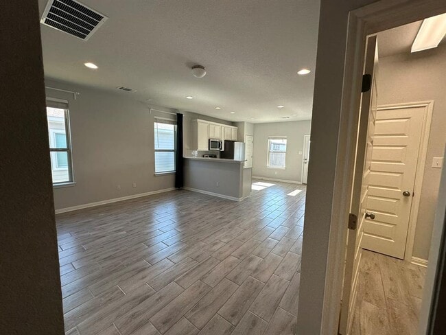 Building Photo - 224 Wild Wind Trail