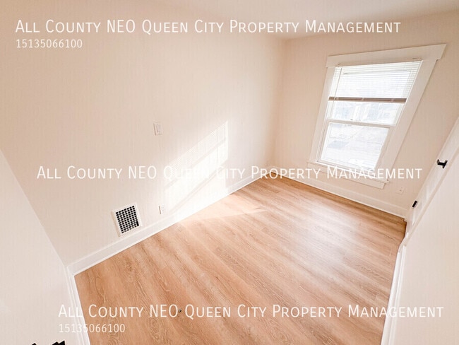 Building Photo - 2117 Sherer Ave