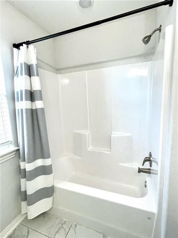 Building Photo - 2014 W Chandler Ave