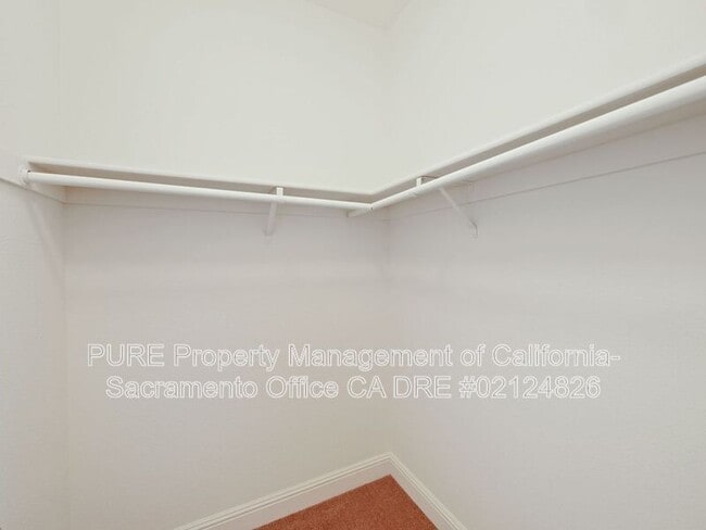 Building Photo - 1732 Bamboo St