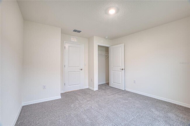Building Photo - 15832 SE 101 Ave