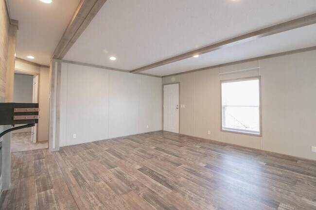 Building Photo - 1501 Thompsonville Ln