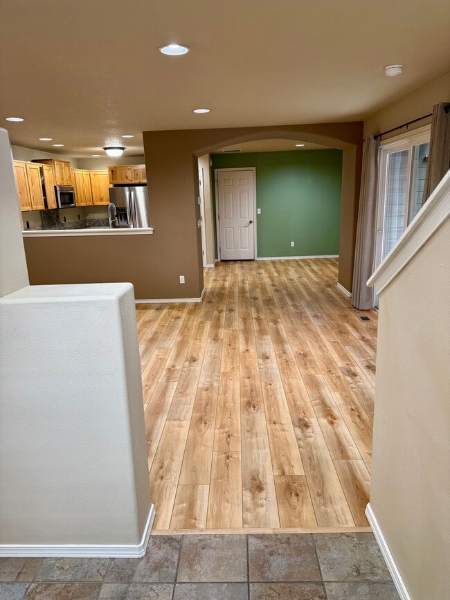 Building Photo - 20565 Sun Meadow Way