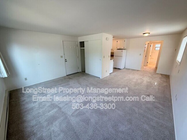 Building Photo - 2612 NW Tyler Ave