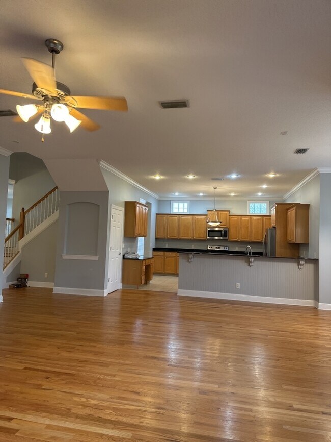 Building Photo - SOUTH TAMPA CUSTOM HOME