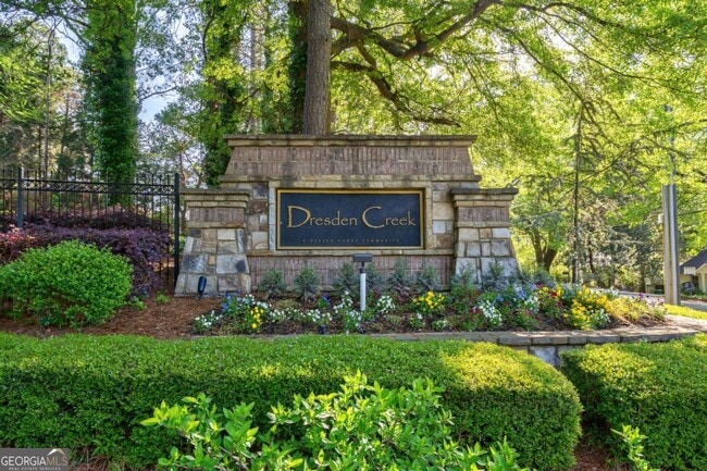 Building Photo - 2767 Durham Dr NE