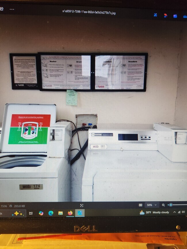 Building Photo - 1226 Gower N St