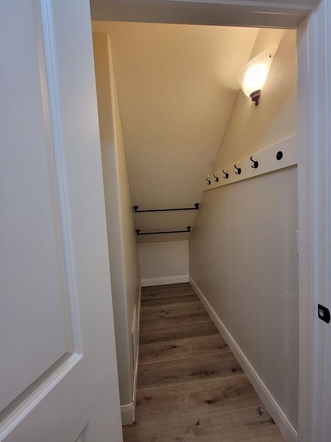 Building Photo - Spacious 4-Bedroom Home in Highly Sought-After Summerfield Community!