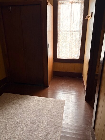 Building Photo - 1018 Lockwood St