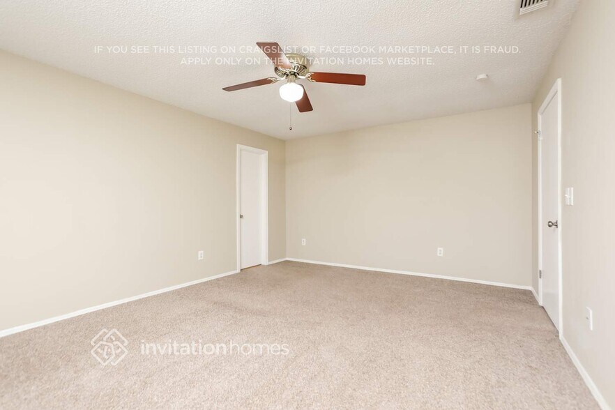 Building Photo - 524 Silvergate Loop