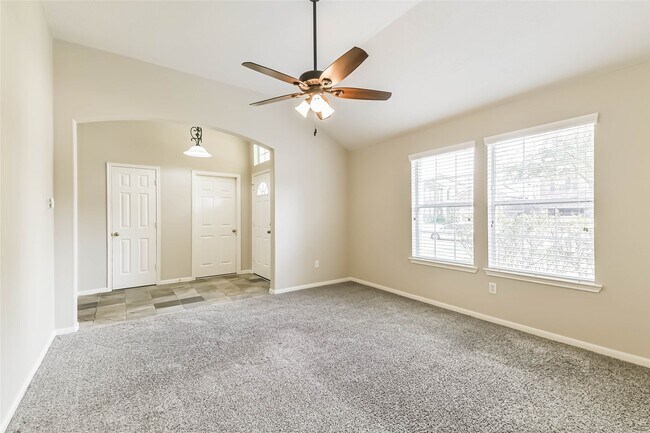 Building Photo - 8914 Heron Nest Dr