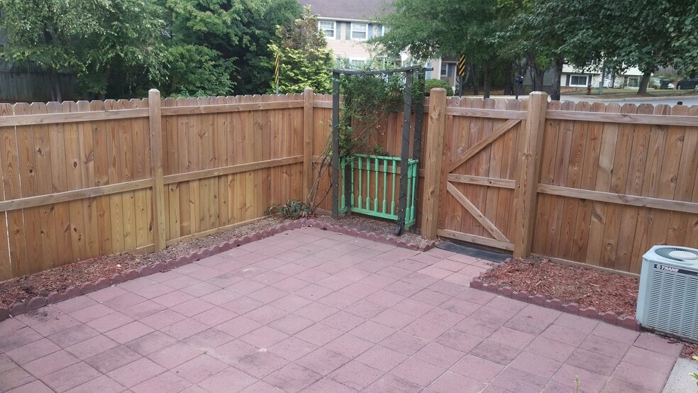 Building Photo - 7747 Kelley Ct