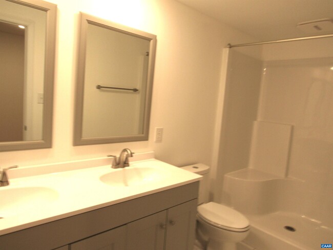 Building Photo - 71 Harmony Ln