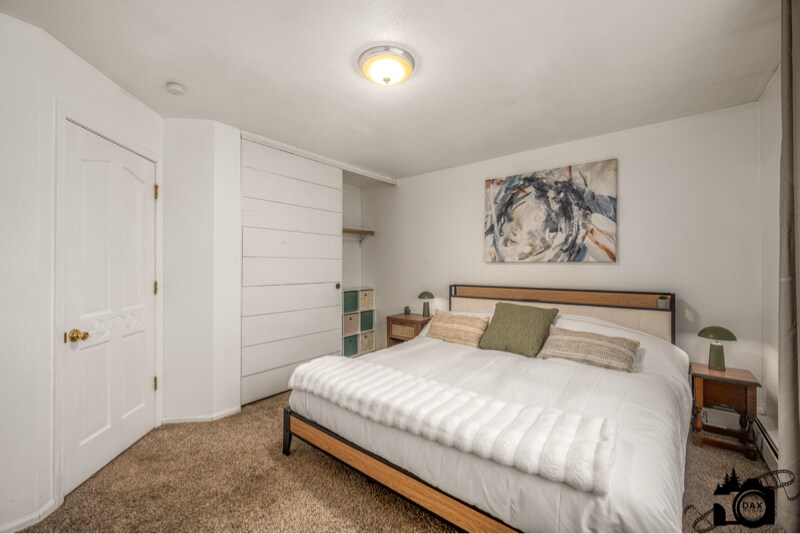 Building Photo - 4401 Reka Dr