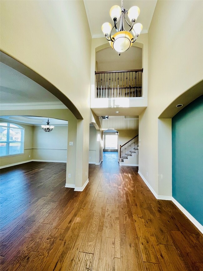 Building Photo - 14303 Tasmania Ct