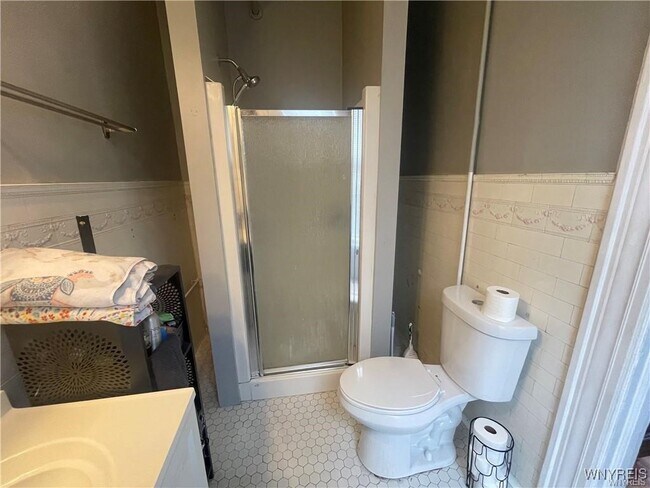 Building Photo - 1115 Delaware Ave