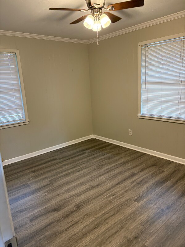 Building Photo - 103 Aurora Dr