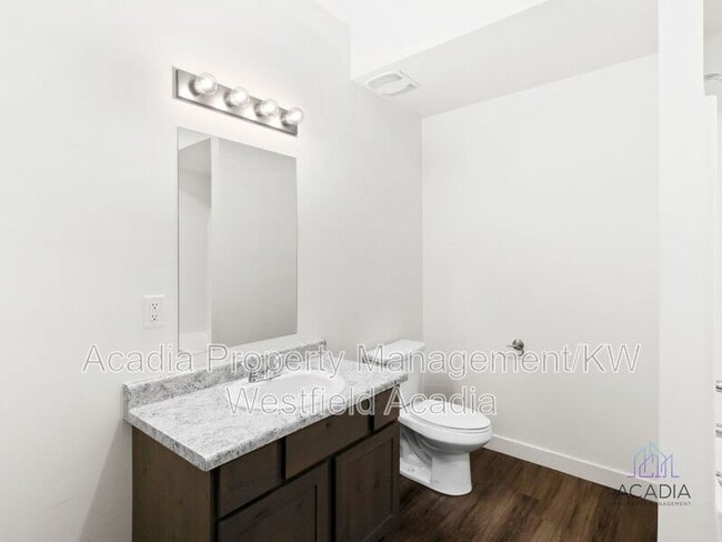 Building Photo - 788 E 500 S