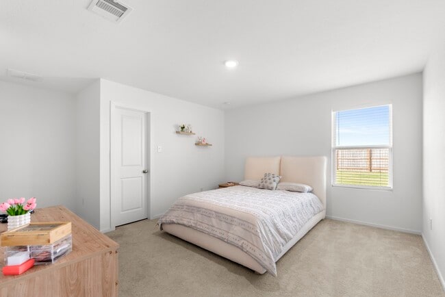 Building Photo - 16707 Rolling Pasture Ln