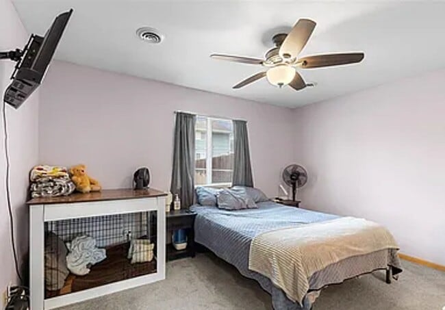 Building Photo - West Side Duplex!