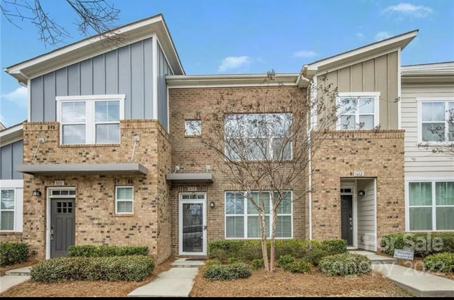 Building Photo - 1614 Pat Garrett St