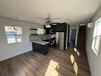 Building Photo - 521 E Yellowstone Ave