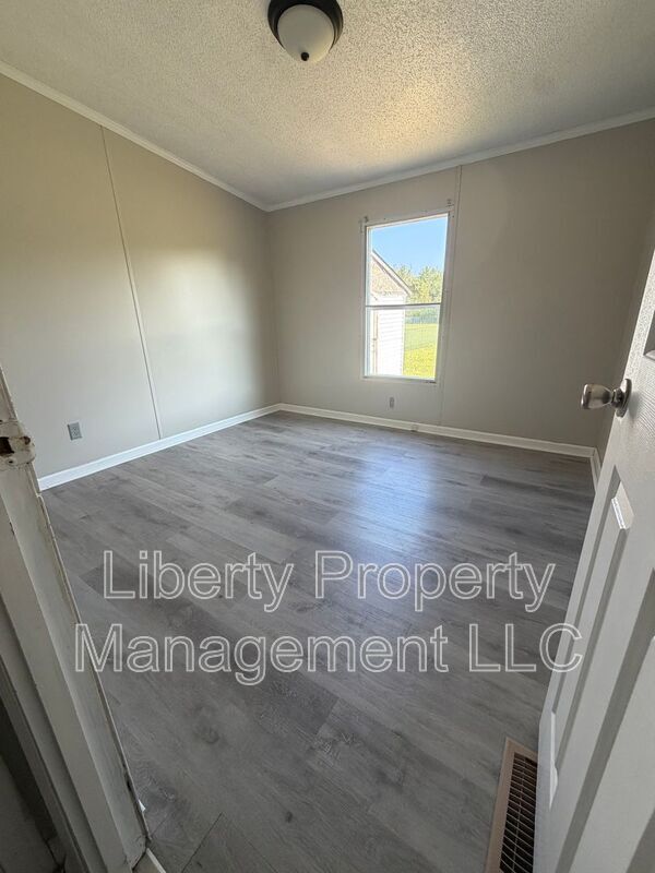 Building Photo - 471 Washington Ln