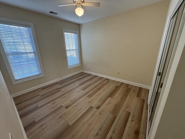 Building Photo - 99 Muirfield Dr