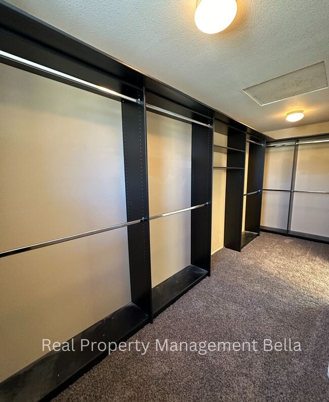 Building Photo - Charming Perris Hideaway: Spacious 3-Bedro...