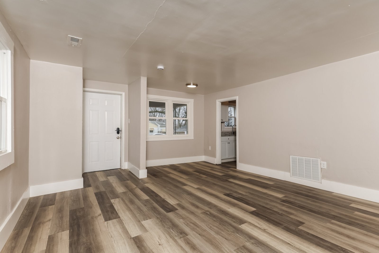 Building Photo - 2852 Revels Ave