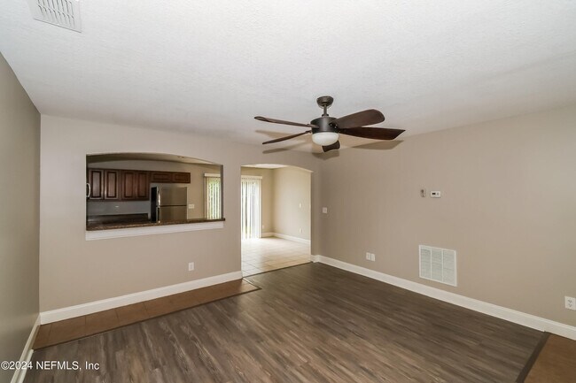 Building Photo - 8125 Cahoon Dr W