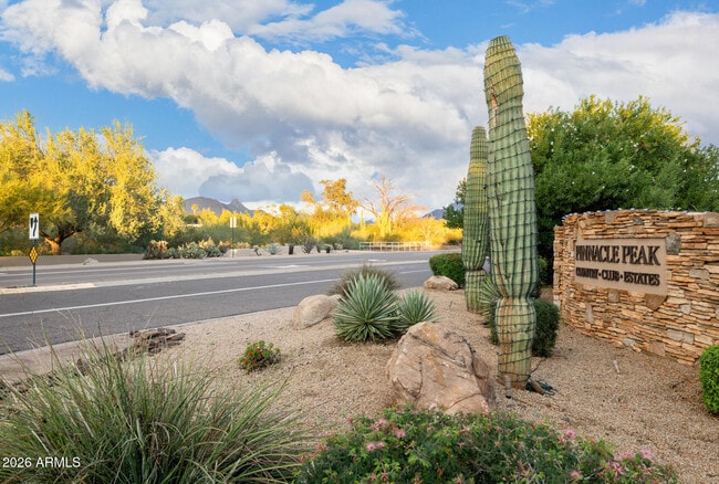 Building Photo - 8406 E Calle Buena Vista