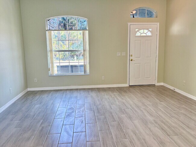 Building Photo - Peace, Comfort, and Great Location in this 3-Bedroom 2 Bath Pool Home in North Port!