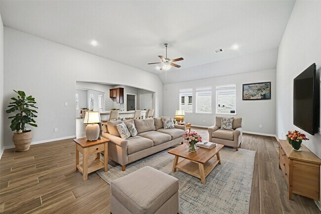 Building Photo - 6010 Kolle Dr