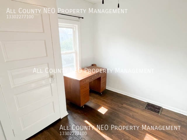 Building Photo - 1578 Olivewood Ave