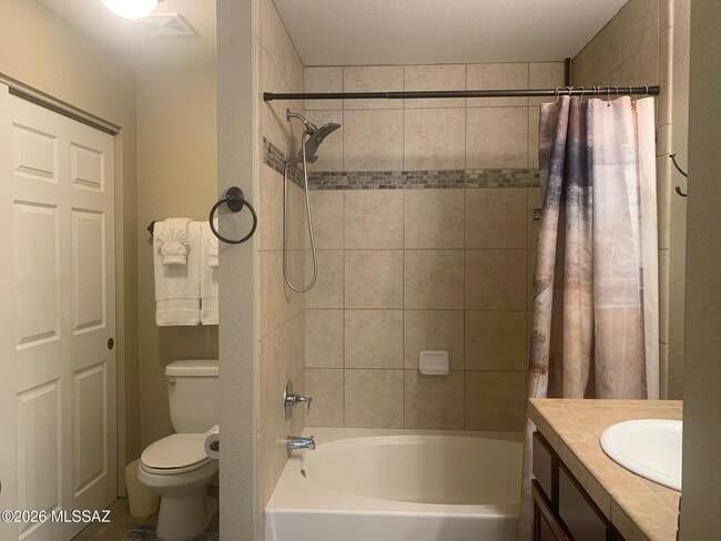 Building Photo - 1500 E Pusch Wilderness Dr