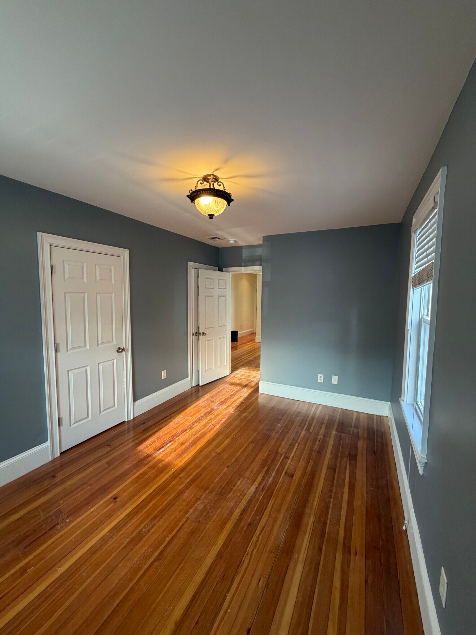 Building Photo - 45 Houghton St