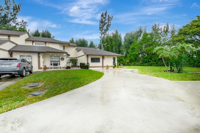 Building Photo - 20771 Boca Ridge Dr N