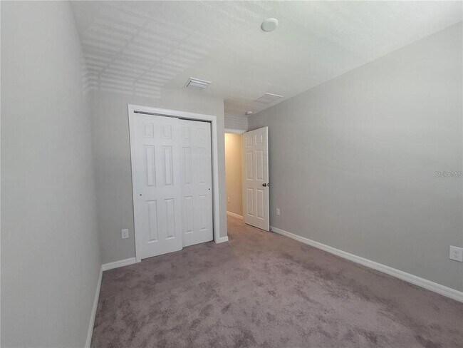 Building Photo - 7113 Grand Elm Dr