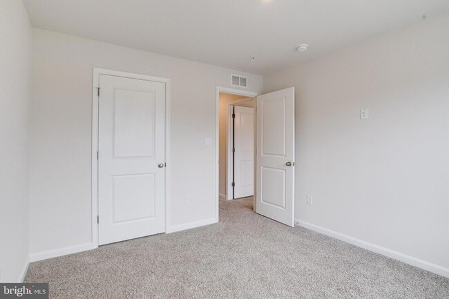 Building Photo - 148 Correri St