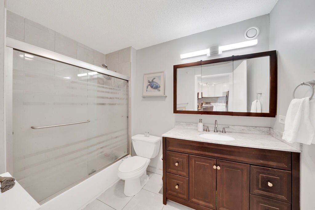 Building Photo - 545 N Dearborn St