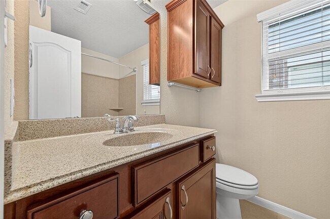 Building Photo - 18214 Almond Place Lane