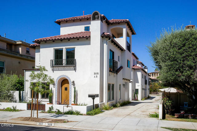 Primary Photo - 305 S Arroyo Dr