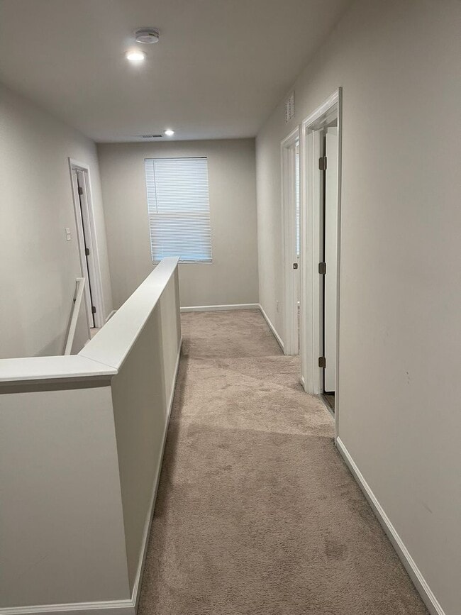 Building Photo - Dover - Clearview Meadow